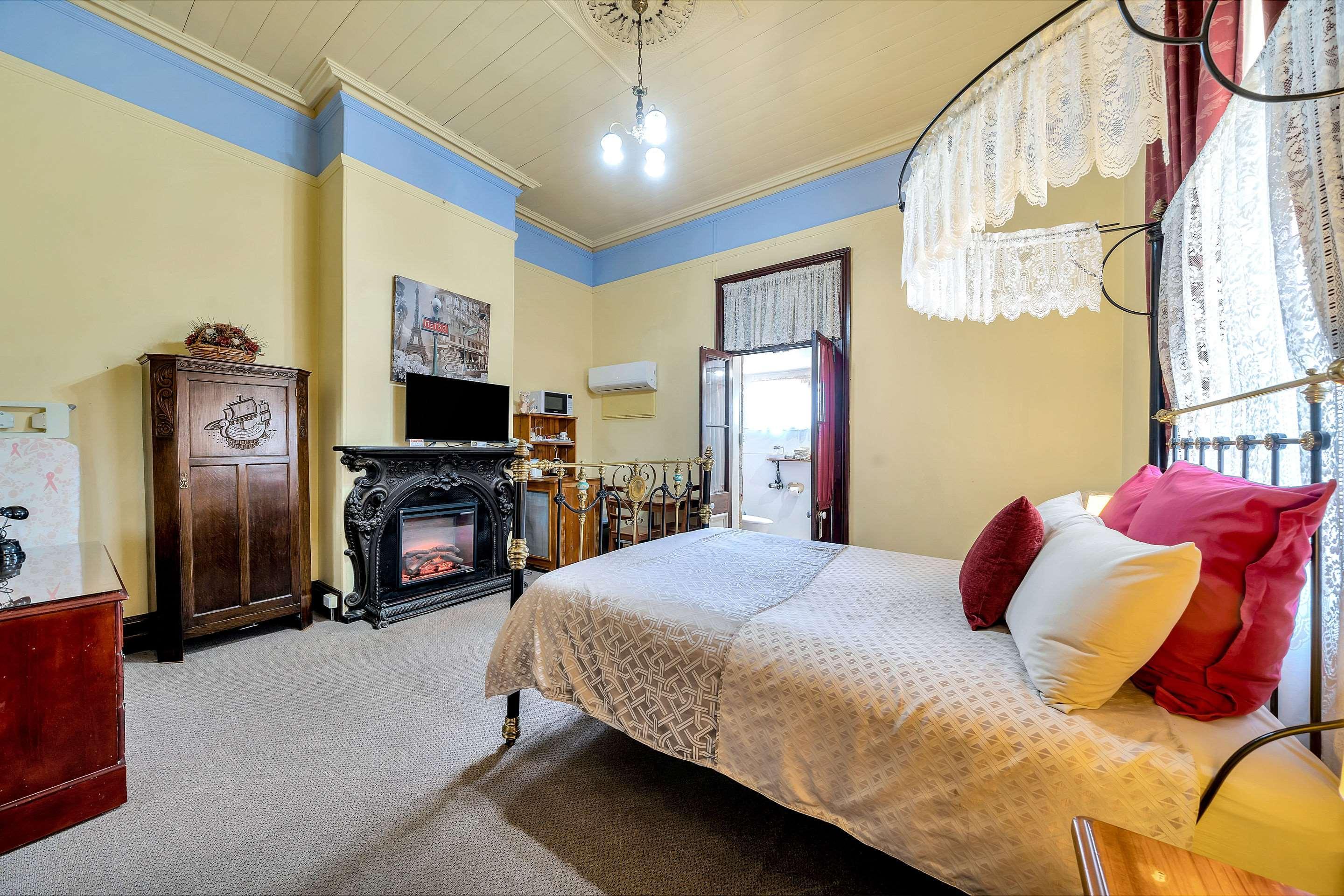 Warwick Settlers Inn Extérieur photo